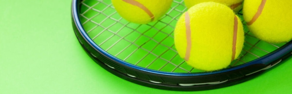  Tennis Balls 
