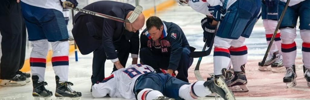 Hockey player is injured in middle of match